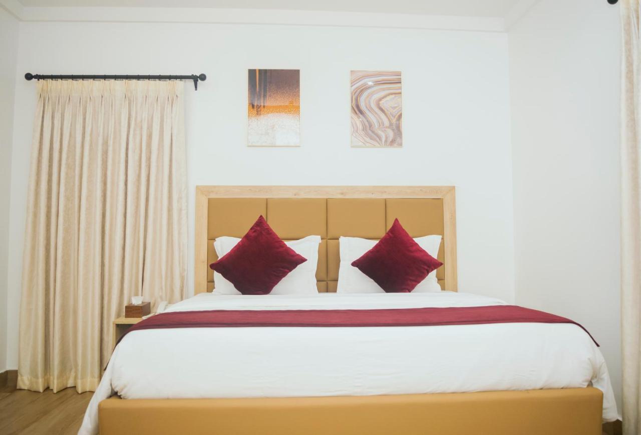 Gwarinpa Quest Boutique Hotel מראה חיצוני תמונה
