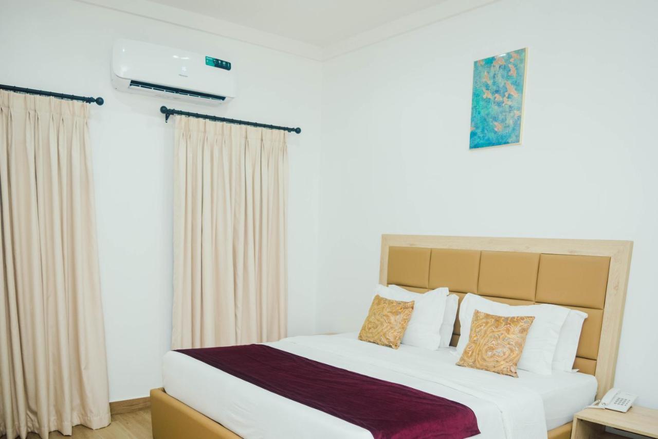 Gwarinpa Quest Boutique Hotel מראה חיצוני תמונה