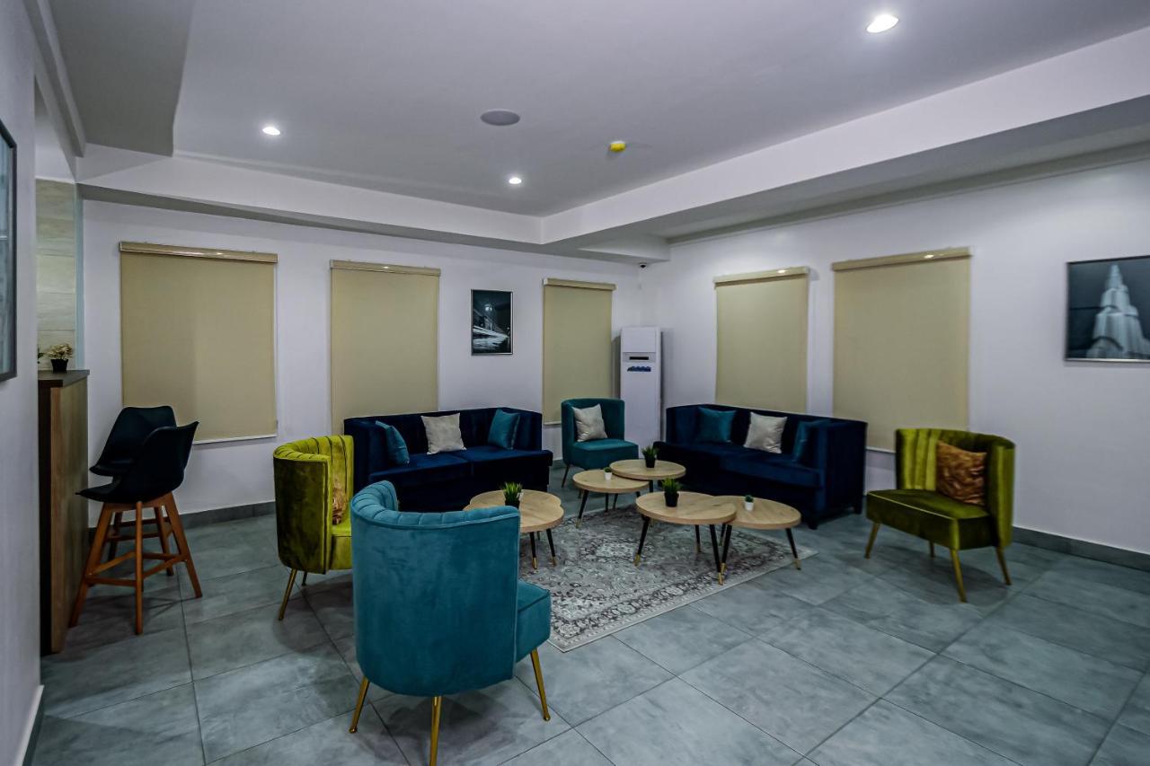 Gwarinpa Quest Boutique Hotel מראה חיצוני תמונה