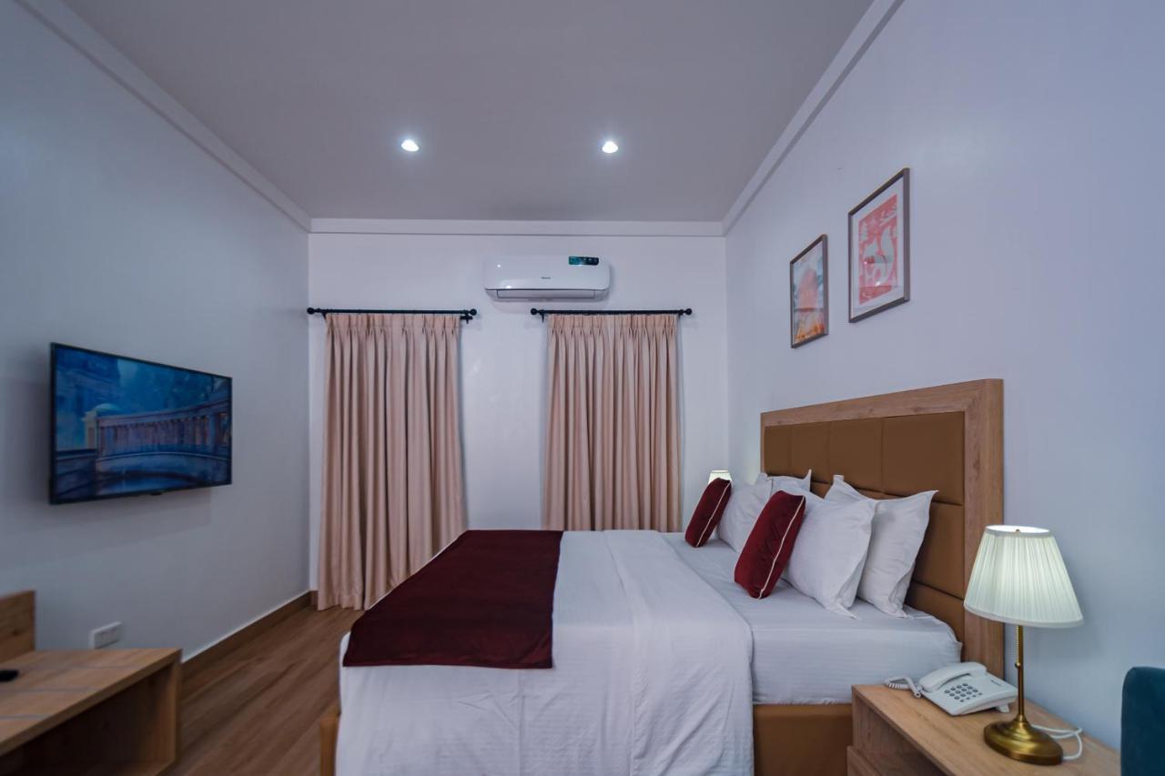 Gwarinpa Quest Boutique Hotel מראה חיצוני תמונה