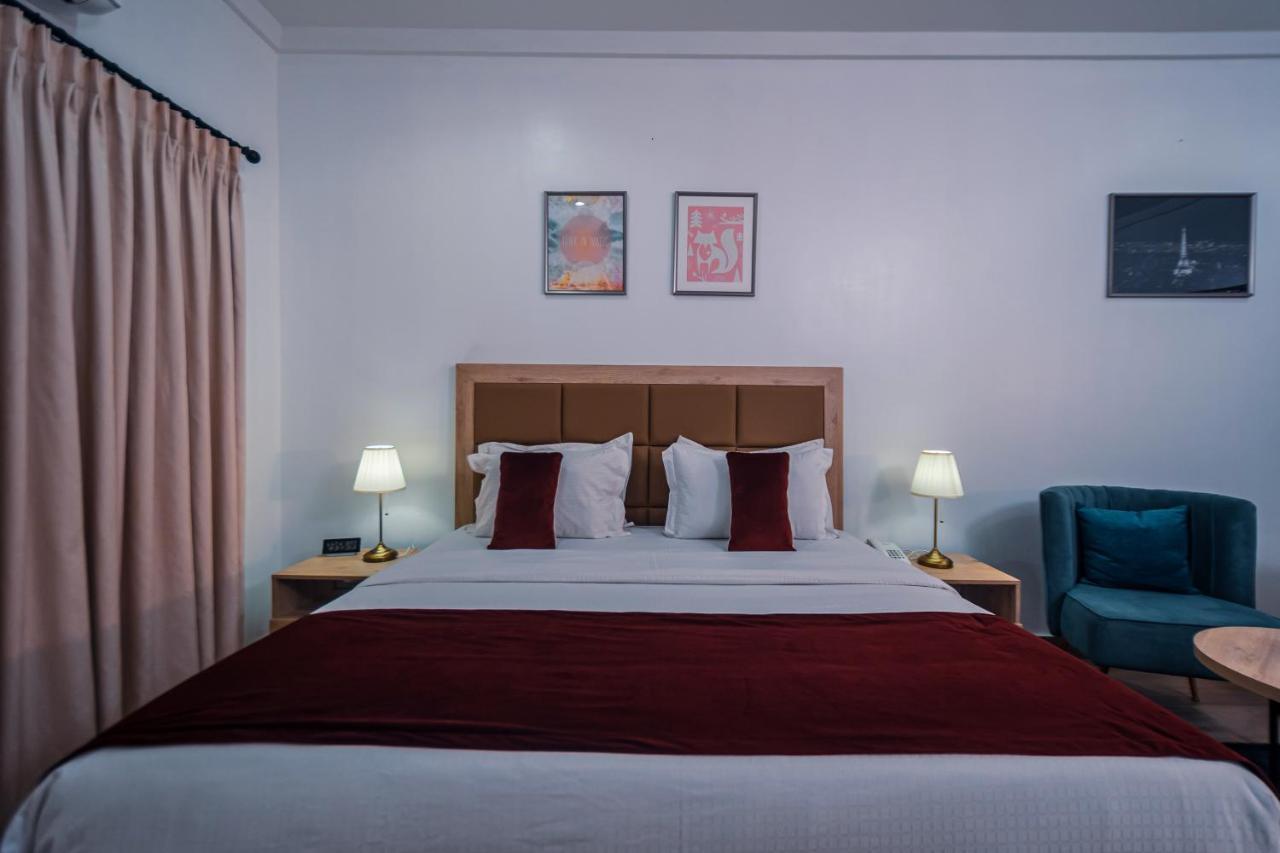 Gwarinpa Quest Boutique Hotel מראה חיצוני תמונה