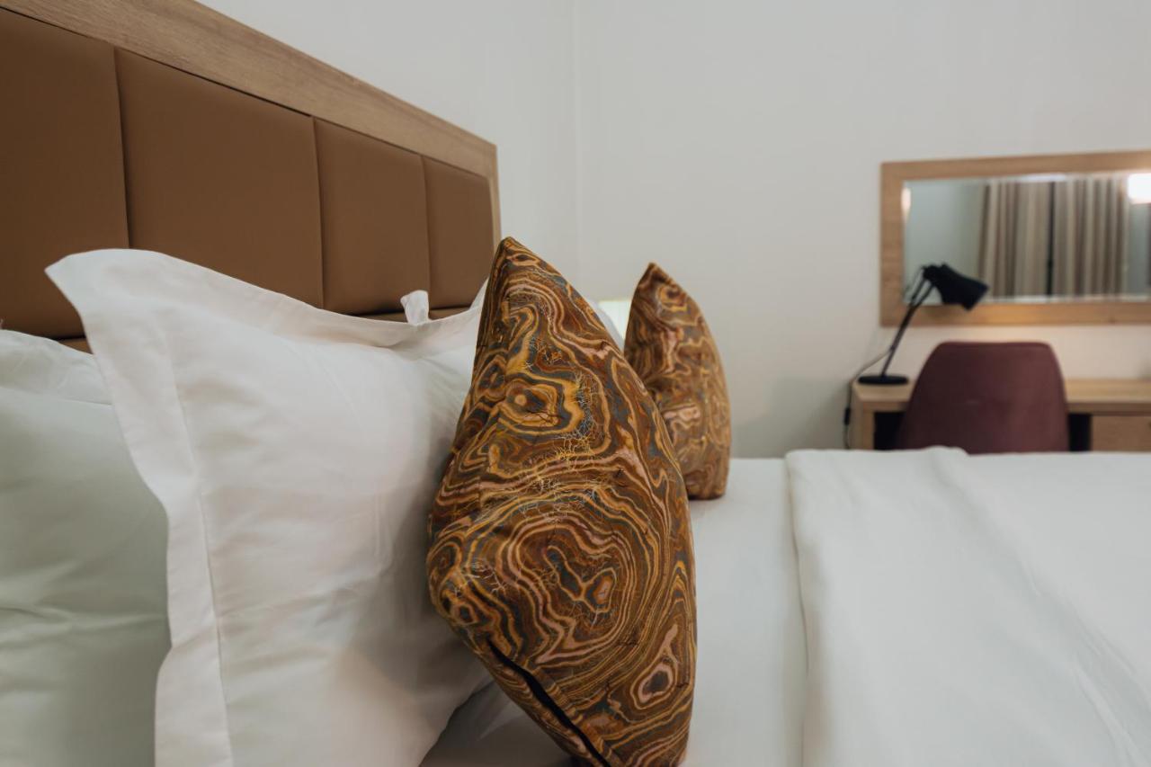 Gwarinpa Quest Boutique Hotel מראה חיצוני תמונה
